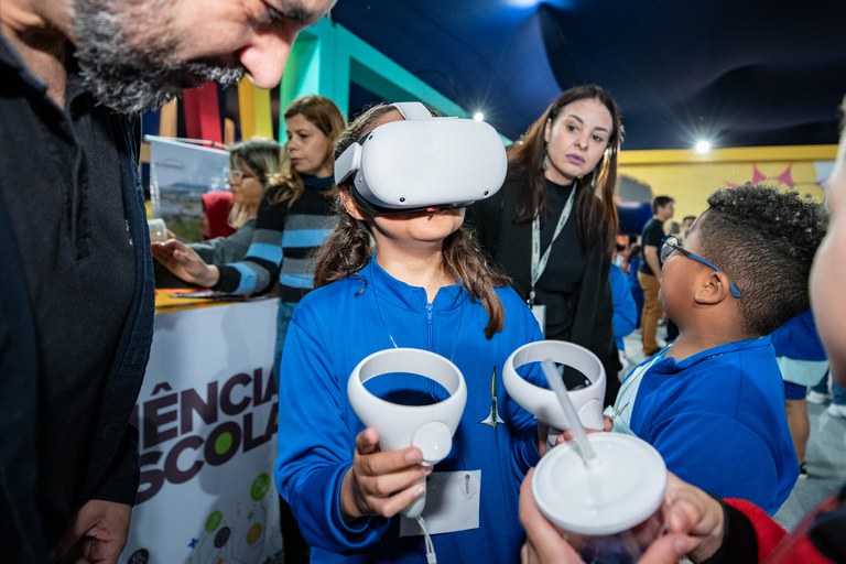 22ª Semana Nacional de Ciência e Tecnologia Atrai 12 Mil Estudantes em Brasília Imagem do artigo