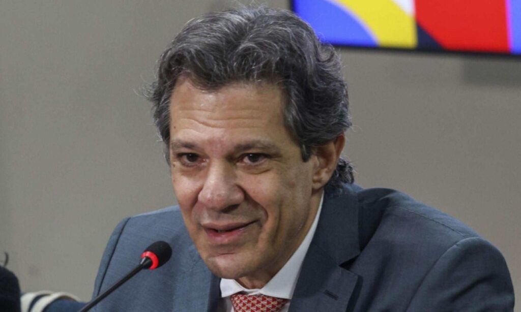Candidatura de Haddad em 2026: Pressões do PT e Desafios no Governo Candidatura de Haddad em 2026: Pressões do PT e Desafios no Governo