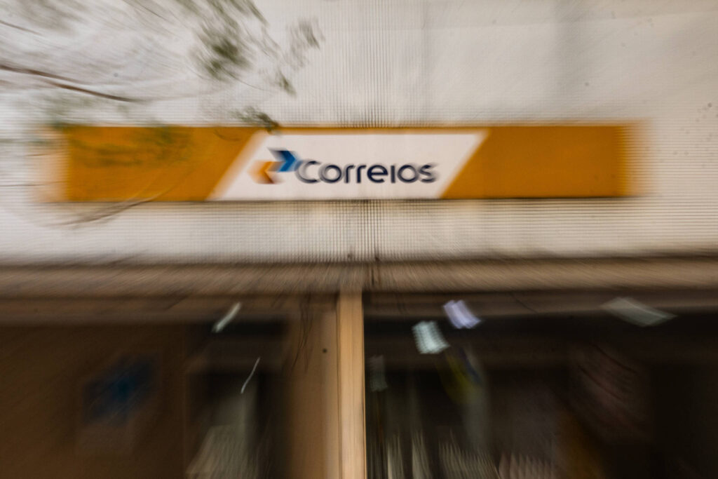 Correios: Funcionários Rejeitam Proposta de Reajuste e Consideram Greve Nacional