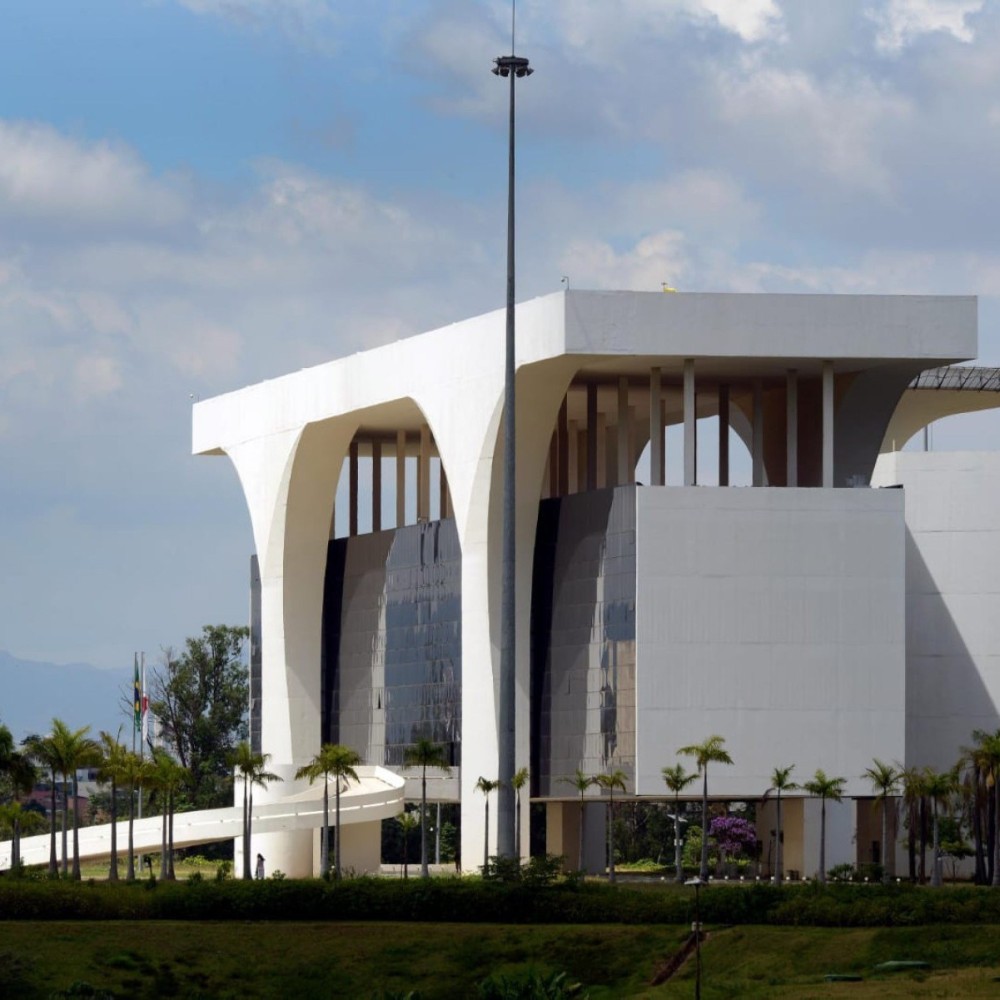 Dívida de Minas Gerais Supersede R$ 200 Bilhões em Período de Gestão Zema Dívida de Minas Gerais Supersede R$ 200 Bilhões em Período de Gestão Zema