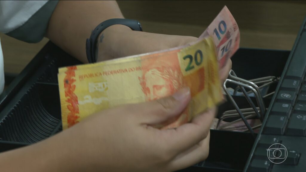 Governo Oficializa Reajuste do Salário Mínimo para R$ 1.621 em 2026