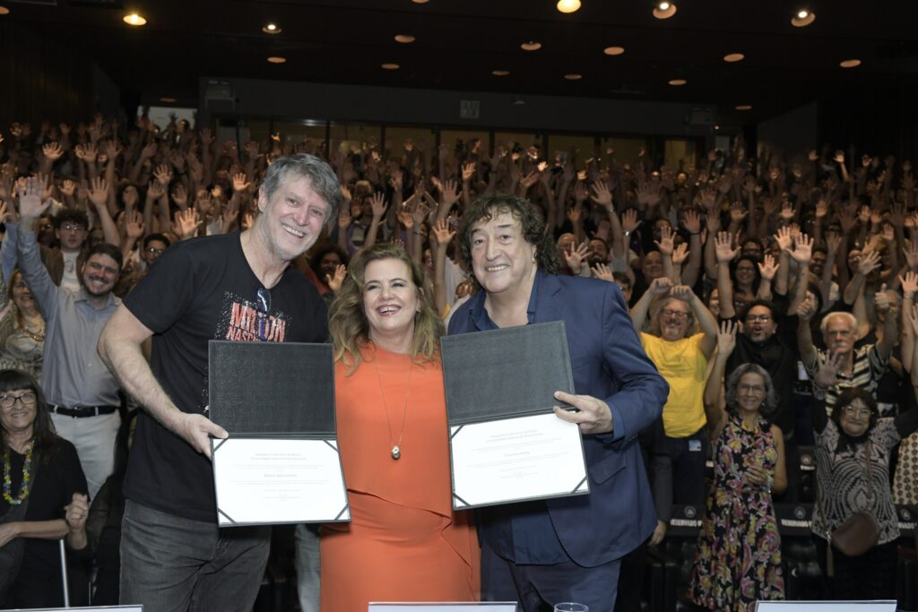 Milton Nascimento e Toninho Horta: Doutores Honoris Causa pela UFMG em Grande Cerimônia