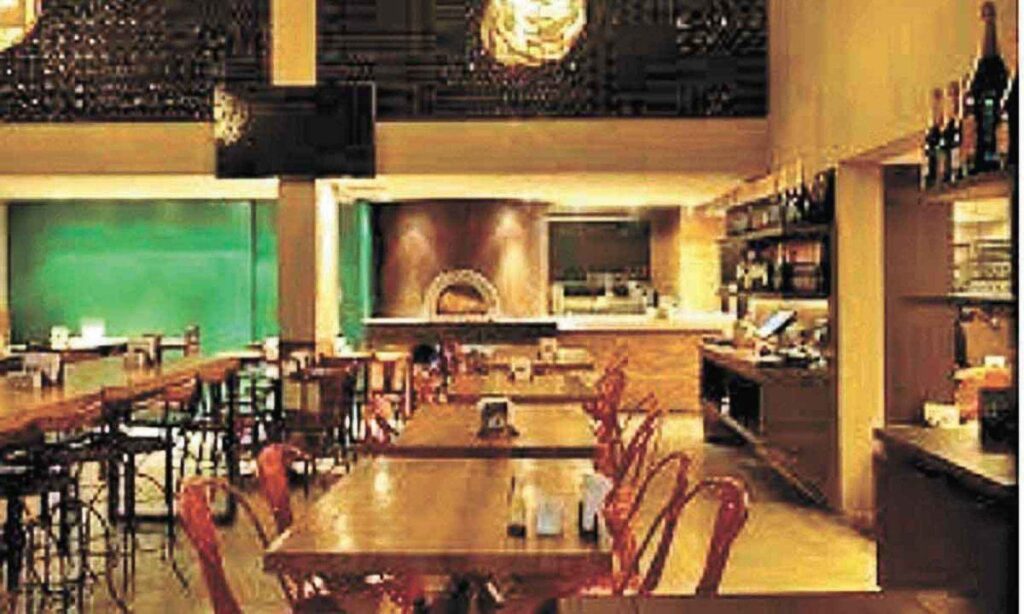 Música e Poesia: Encerramento do Ano com Estilo e Emoção Música e Poesia: Encerramento do Ano com Estilo e Emoção