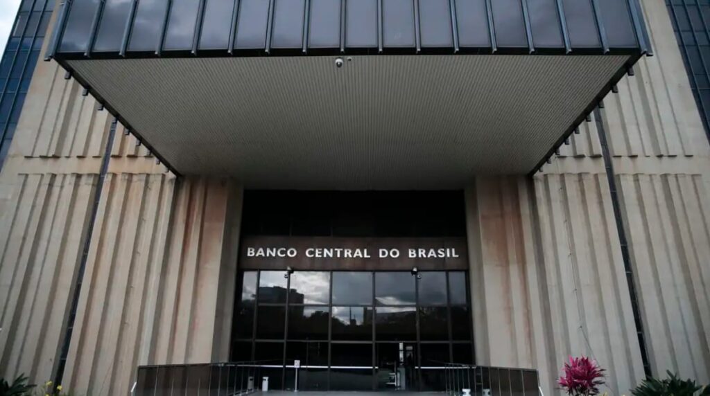 Entidades Empresariais Alertam: Impasse Fiscal Impede Queda da Selic e Retomada da Economia Imagem do artigo