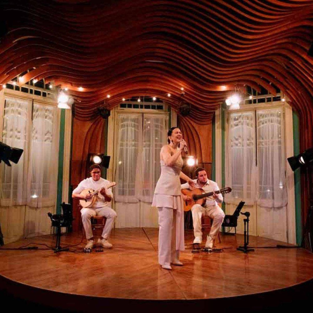 Roberta Sá Celebra 20 Anos de Carreira com ‘Tudo que cantei sou’ Roberta Sá Celebra 20 Anos de Carreira com 'Tudo que cantei sou'