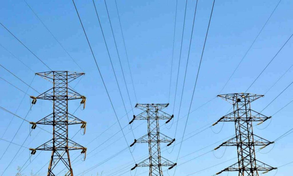 Setor Elétrico em Evolução: Proposta da Aneel para Bandeira Branca até 2026