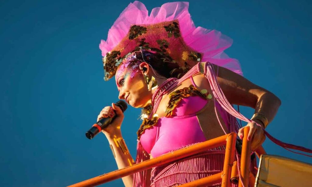 Abertura do Carnaval em BH: Conheça os Blocos que Agitam a Savassi