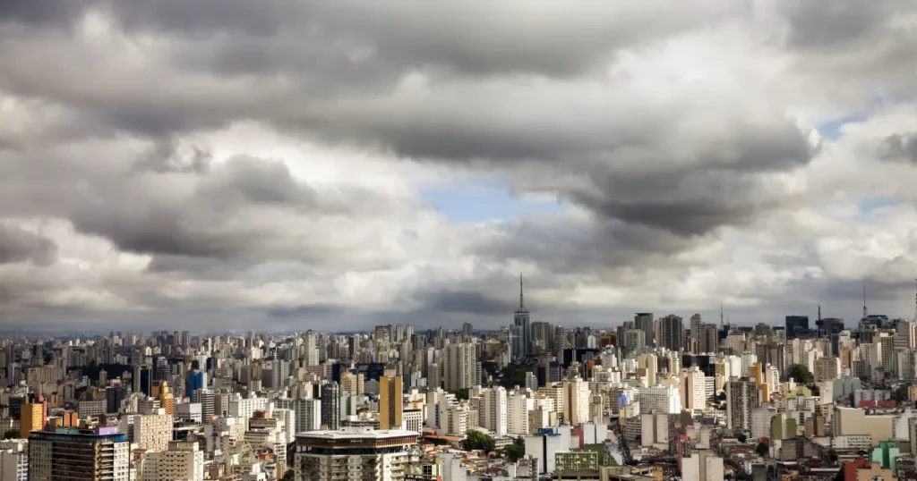 Calor Intenso e Temporais: O Que Esperar na Última Semana de Janeiro no Brasil Calor Intenso e Temporais: O Que Esperar na Última Semana de Janeiro no Brasil