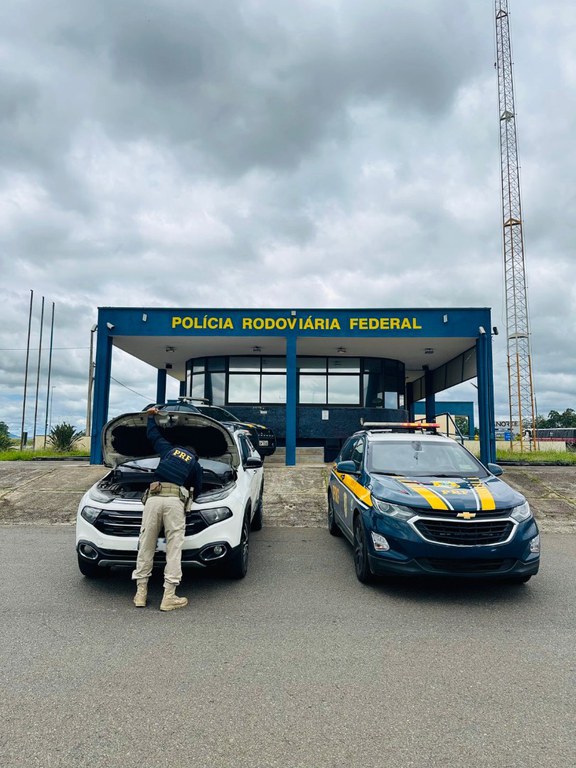 Caminhonete Fiat Toro Vulcano Furtada é Recuperada pela PRF em Minas Gerais Caminhonete Fiat Toro Vulcano Furtada é Recuperada pela PRF em Minas Gerais