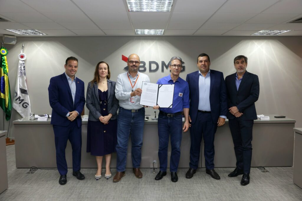 Contrato de Concessão da Via Liberdade é Assinado em Minas Gerais