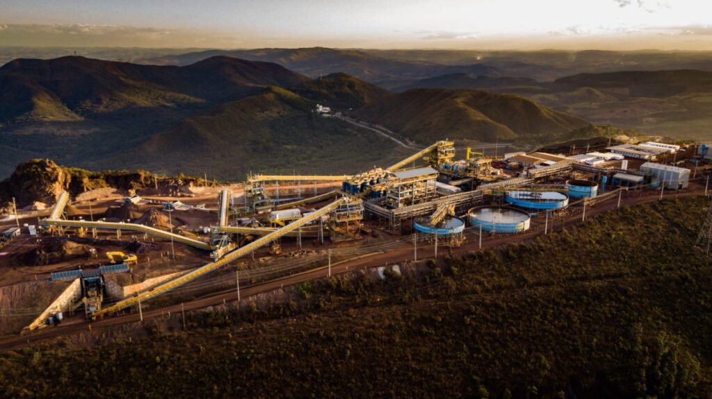 Crescimento do PIB da Mineração no Brasil e Queda em Minas Gerais: Um Panorama do 3º Trimestre de 2025 Crescimento do PIB da Mineração no Brasil e Queda em Minas Gerais: Um Panorama do 3º Trimestre de 20