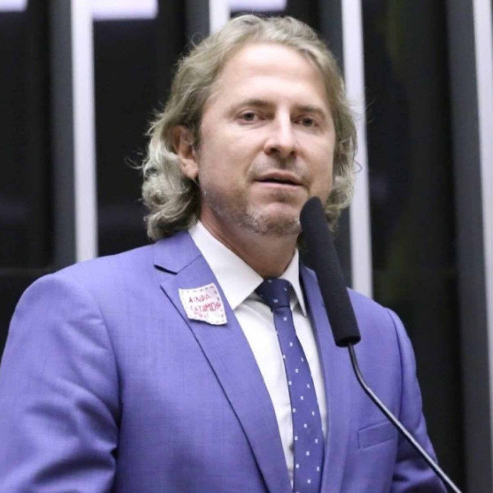 Desafios de Zeca Dirceu para uma Vaga no Senado pelo Paraná Desafios de Zeca Dirceu para uma Vaga no Senado pelo Paraná