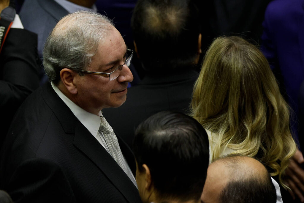 Eduardo Cunha Destina R$ 1 Milhão a João Pinheiro em Busca de Votos Eduardo Cunha Destina R$ 1 Milhão a João Pinheiro em Busca de Votos