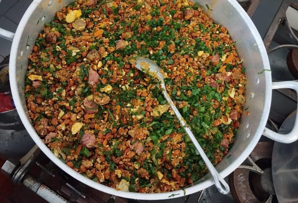 Feijão Tropeiro é Reconhecido Internacionalmente e Exalta a Gastronomia Mineira