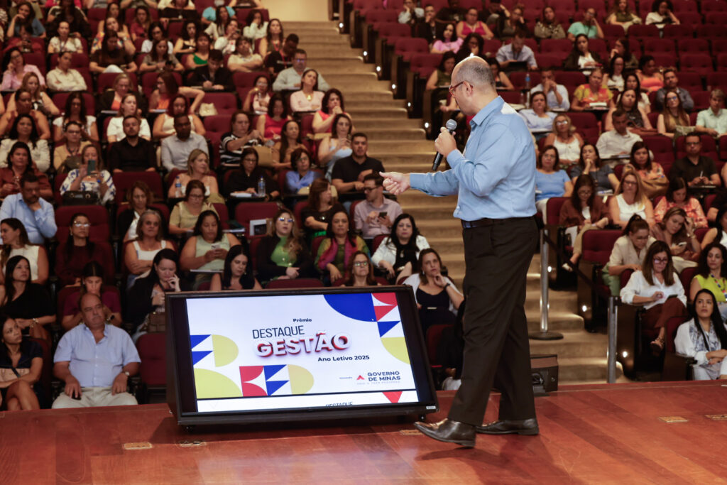 Governo de Minas Valoriza Superintendências Regionais de Ensino com Excelência em 2025