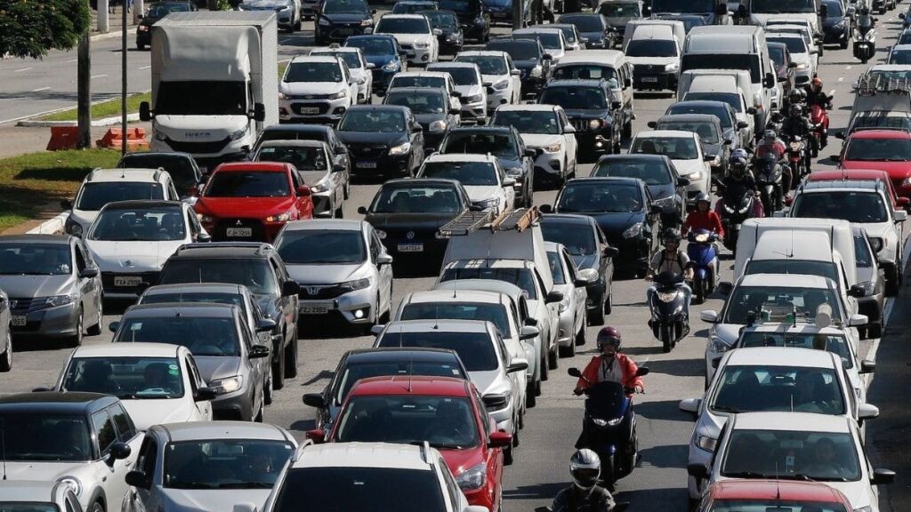 Isenção de IPVA para Carros Antigos Impulsiona Vendas no Brasil