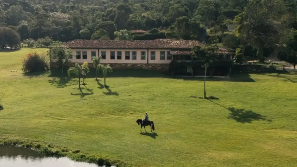 Minas Gerais Destaca-se em Seleção de Refúgios Ecológicos de Luxo para 2026 Minas Gerais Destaca-se em Seleção de Refúgios Ecológicos de Luxo para 2026