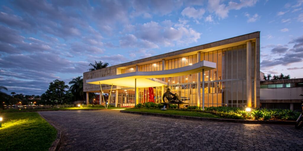 Museu de Arte da Pampulha: Dicas Essenciais para sua Visita em BH Museu de Arte da Pampulha: Dicas Essenciais para sua Visita em BH