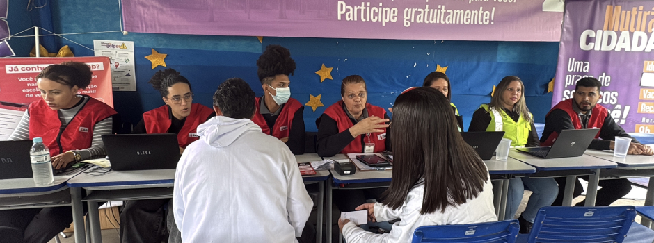 Mutirão Cidadão em Belo Horizonte: Escola se transforma em praça de serviços essenciais Mutirão Cidadão em Belo Horizonte: Escola se transforma em praça de serviços essenciais