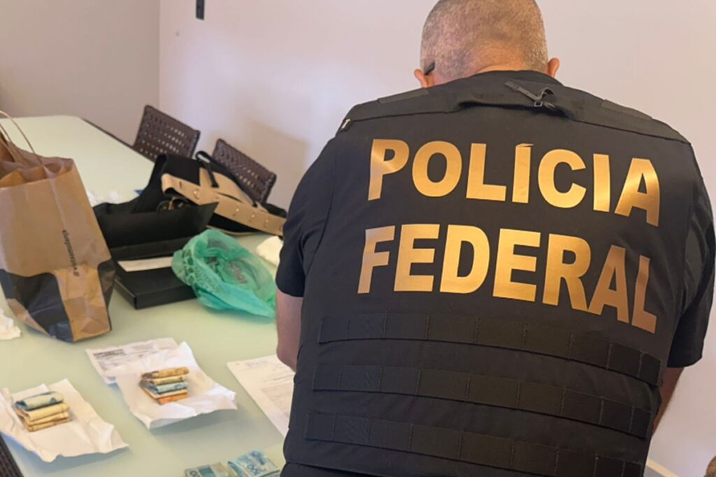 Polícia Federal desmantela esquema de fraude em leilões da ANM