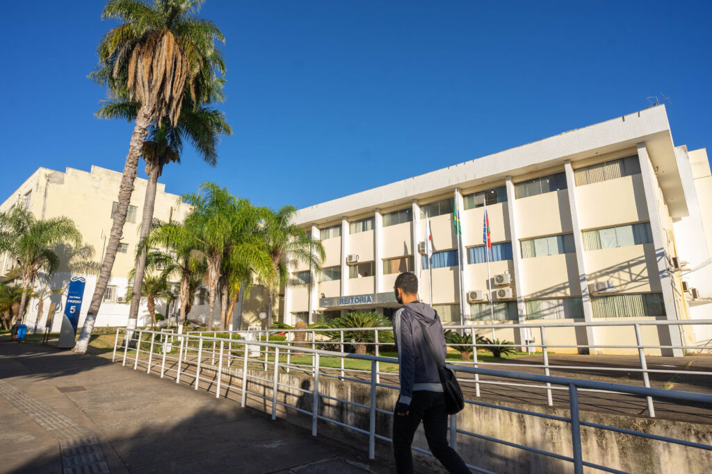 Programa de Pós-Graduação da Unimontes Recebe Nota Máxima da Capes e Destaca Excelência Acadêmica
