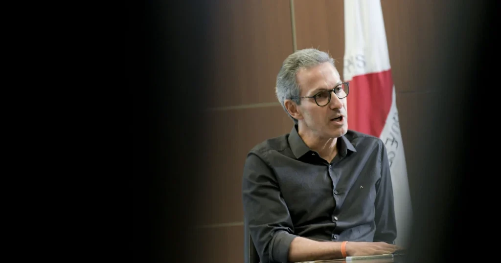 Queda de Maduro: Uma Esperança de Paz para a Venezuela, afirma Zema Queda de Maduro: Uma Esperança de Paz para a Venezuela, afirma Zema