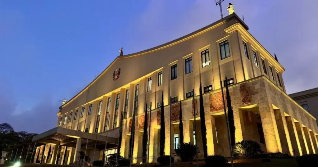 São Paulo Adere ao Propag; Economia Mensal de R$ 1 Bilhão Prevista