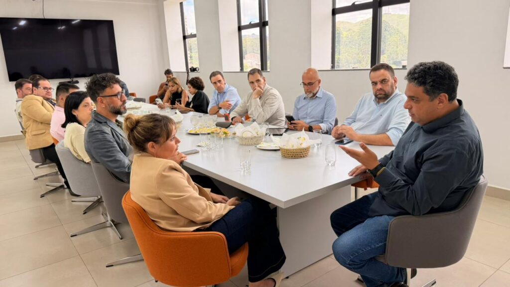 Secretária de Cultura e Turismo de Minas Gerais Visita Poços de Caldas para Fortalecer Parcerias