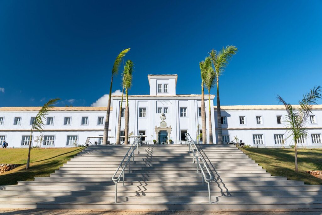 Turismo em Minas Gerais Atinge Novo Marco com Crescimento de 0,3% - Dados Mostram Superação da Média