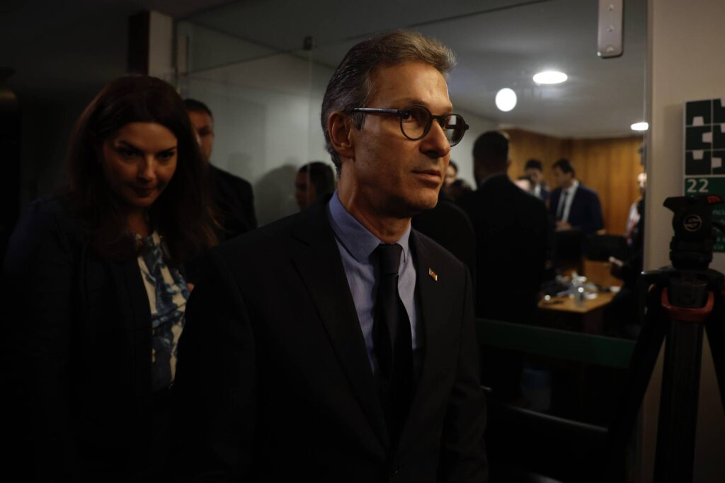 Zema Aumenta Atividades Nacionais e Participa de Evento de Saúde em SP