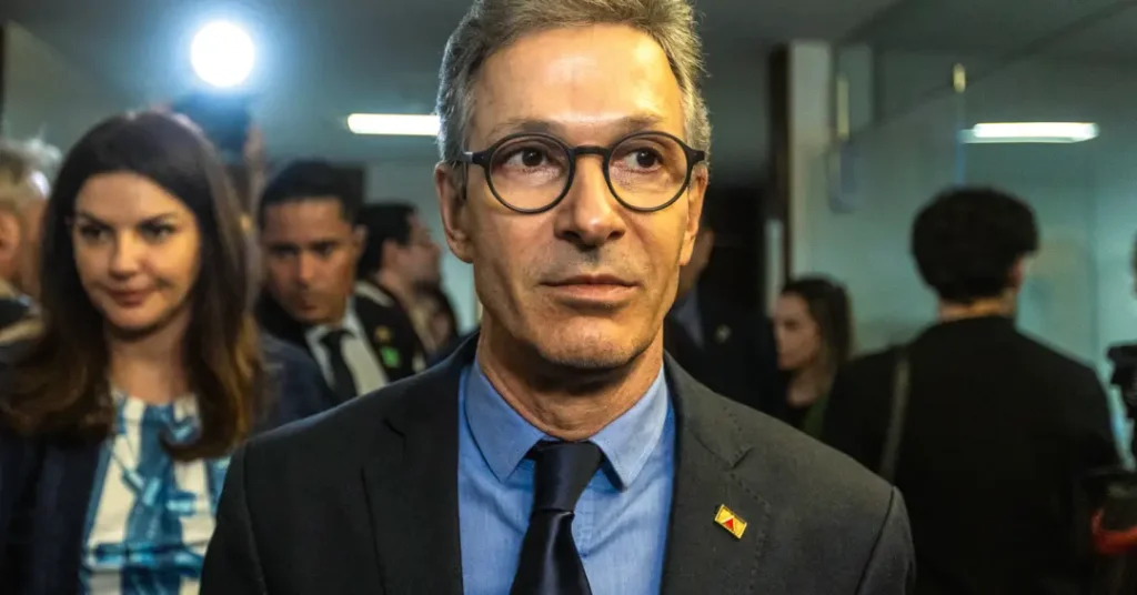 Zema: PT 'Traumatizou' Minas Gerais e Enfrenta Desafios para 2026