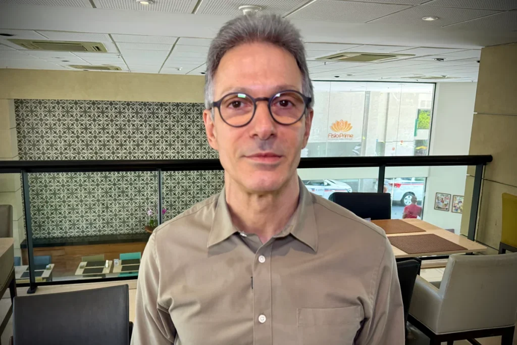 Zema Reconhece Desafios na Projeção Nacional e Planeja 'Rodar' o Brasil em Busca de União da Direita