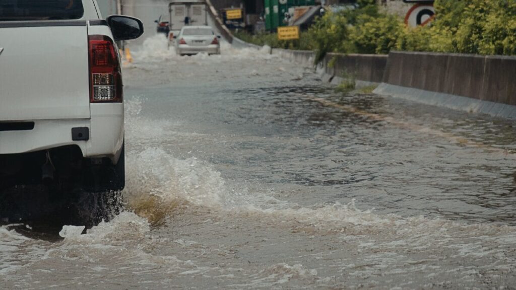 Alerta Vermelho para Chuva: Três Estados em Risco Elevado de Deslizamentos