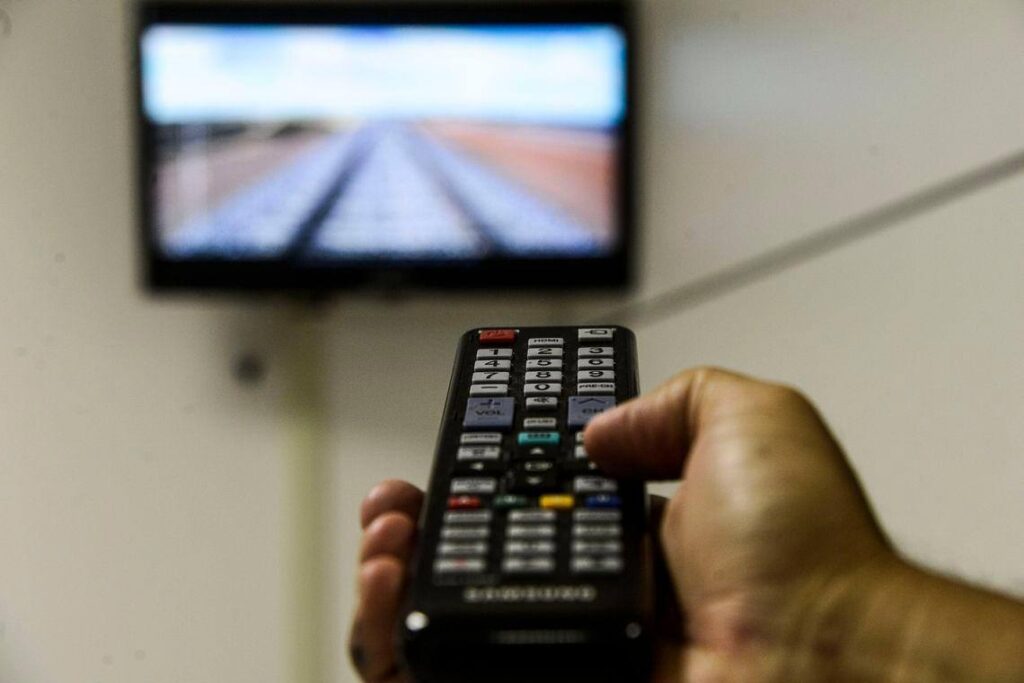 Brasil Antenado: Programa Garantirá Acesso a 56 Mil Famílias com Antena Parabólica Digital em MG