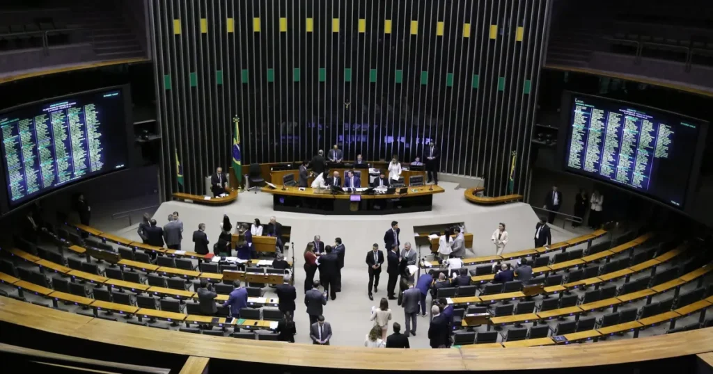 Câmara Retoma Atividades com Pautas Cruciais para o Gás do Povo e o Setor Rural