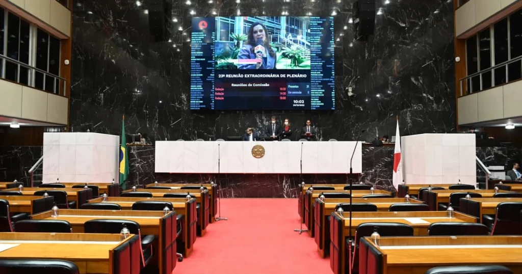 Daniel Sucupira, ex-prefeito de Teófilo Otoni, se candidatará à ALMG em 2026 Daniel Sucupira, ex-prefeito de Teófilo Otoni, se candidatará à ALMG em 2026