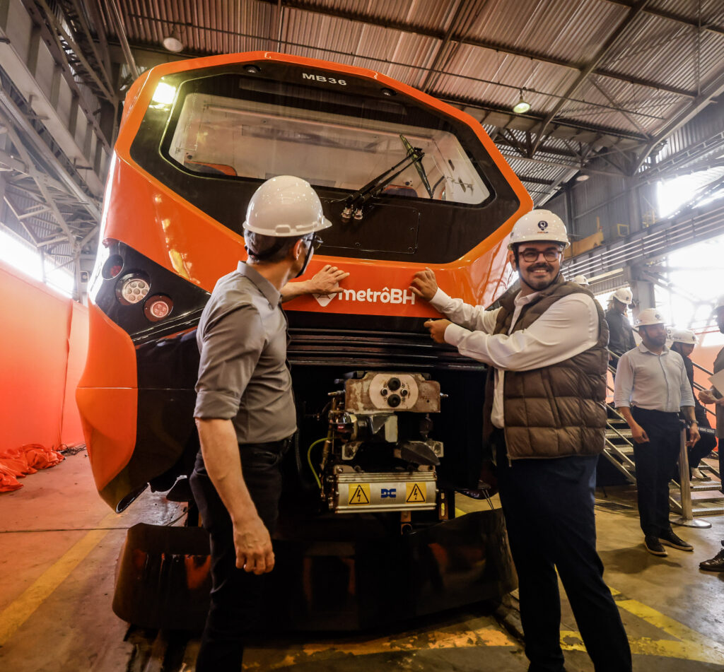 Governo de Minas lança novo trem do Metrô de Belo Horizonte: um marco na mobilidade urbana