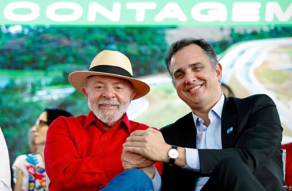 Lula Apresenta Pacheco como Candidato ao Governo de Minas: A Nova Dinâmica Política