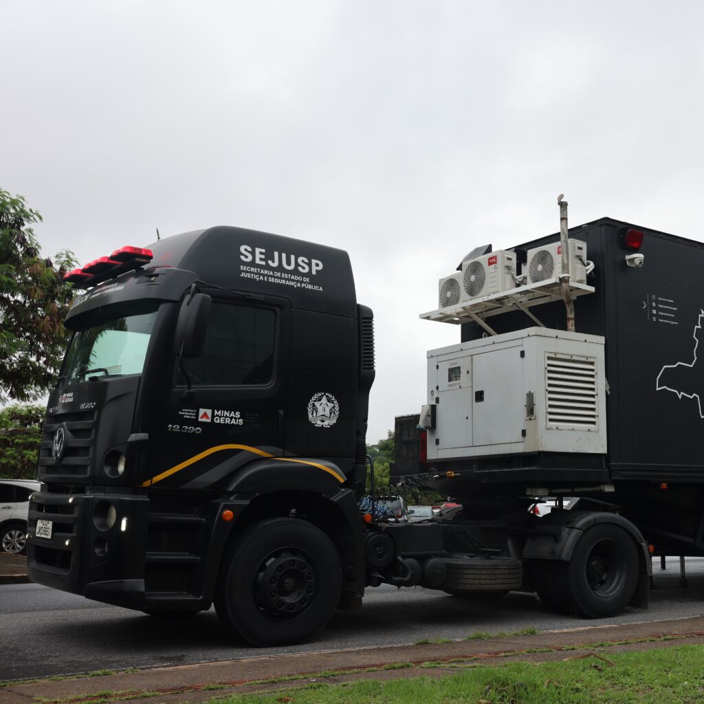 Segurança em Alta: Carretas do CICCM Monitoram o Carnaval de Belo Horizonte 2026