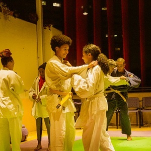 Últimos Dias para Inscrições: Oficinas Gratuitas do Centro Cultural Lá da Favelinha em BH Últimos Dias para Inscrições: Oficinas Gratuitas do Centro Cultural Lá da Favelinha em BH