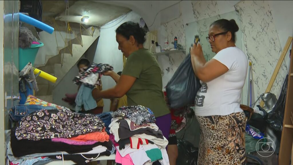 Voluntários em Juiz de Fora: apoio fundamental após tragédia