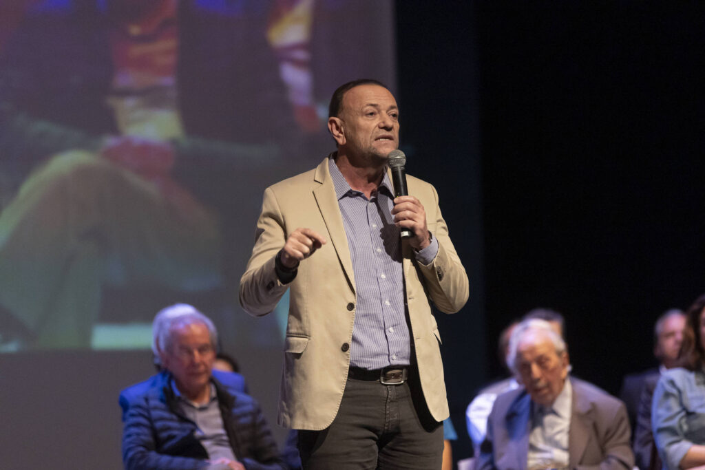 Alianças Políticas: PT Reconhece Exclusão do MDB na Campanha de Lula