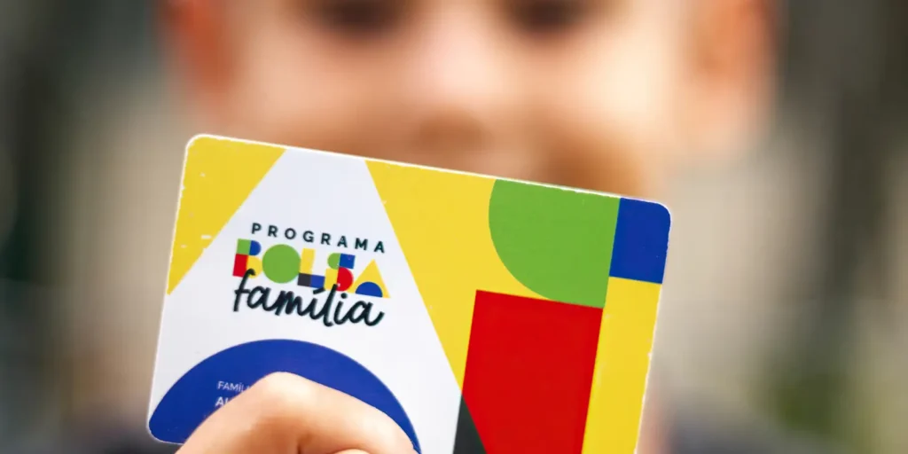 Caixa Anuncia Pagamento do Bolsa Família para Beneficiários com NIS Final 7