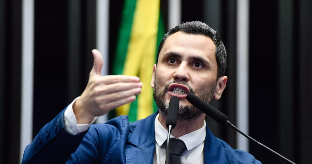 Cleitinho se Destaca nas Intenções de Voto para Governador de Minas Gerais em Pesquisa Recentes