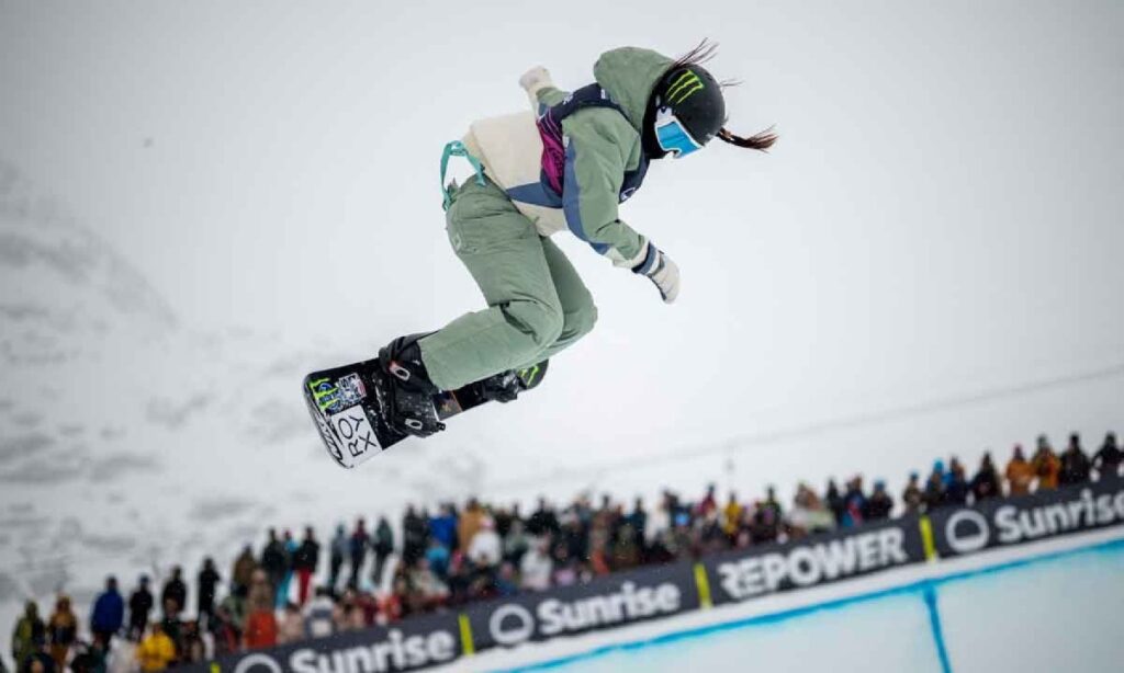 Entre o Cair e o Despertar: Reflexões Psicanalíticas sobre os Excessos da Modernidade