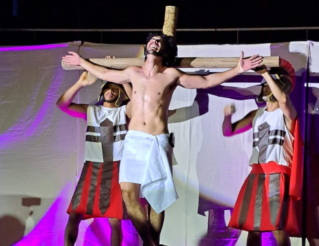 Espetáculo ‘Pelos Caminhos do Gólgota’ Encerrará Semana Santa Cultural em Poços de Caldas Espetáculo 'Pelos Caminhos do Gólgota' Encerrará Semana Santa Cultural em Poços de Caldas