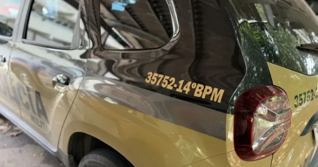 Homem de 32 anos é encontrado morto em beco na Grande BH Homem de 32 anos é encontrado morto em beco na Grande BH