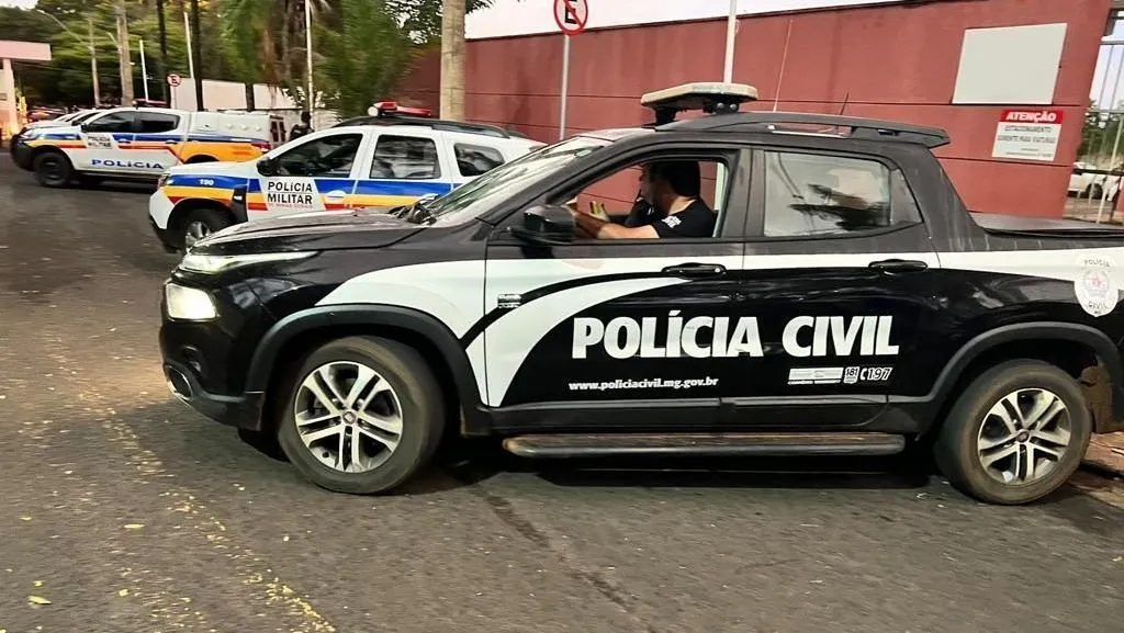 Idoso Indiciado por Importunação Sexual ao Espionar Adolescentes em Minas Gerais Idoso Indiciado por Importunação Sexual ao Espionar Adolescentes em Minas Gerais