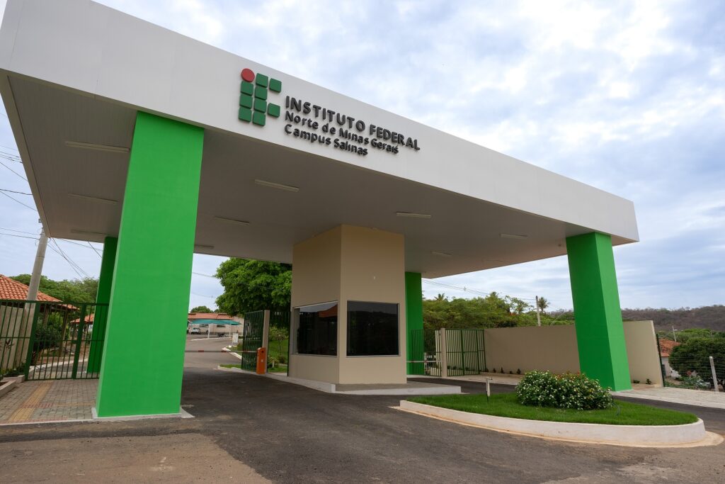 IFNMG-Campus Salinas: Novo Centro Certificador de Cachaça Fortalece a Tradição Mineira