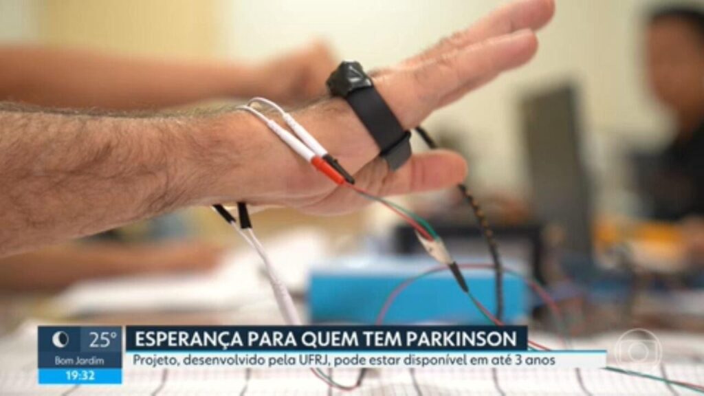 Inovadora Tecnologia da UFRJ Utiliza Estímulos Elétricos para Amenizar Tremores do Parkinson